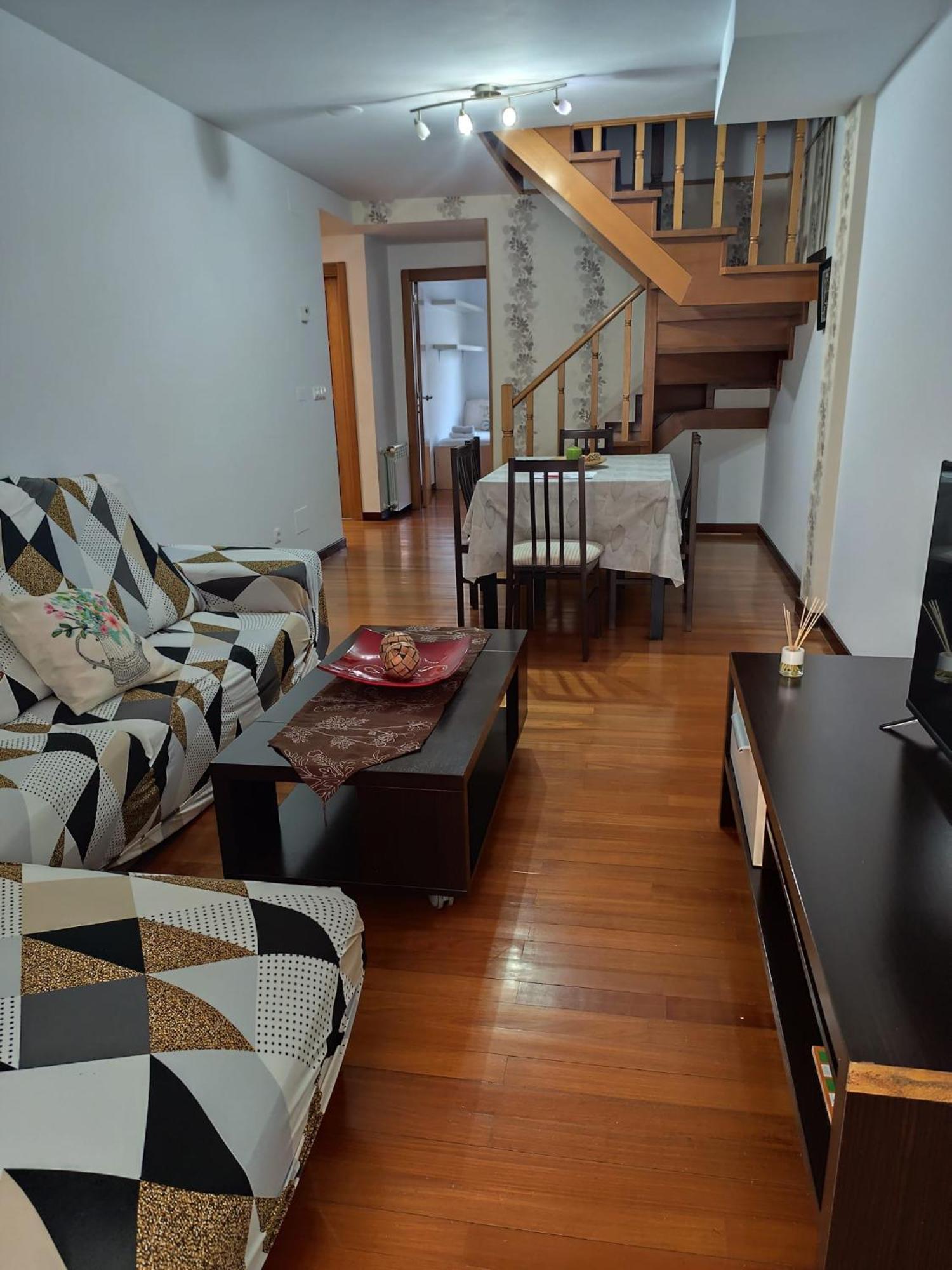 Duplex En Naron. 4 Hab. 3 Banosアパートメント エクステリア 写真